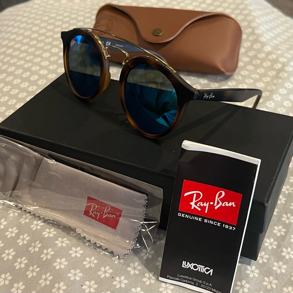 Ray-Ban Sunglasses with Blue Mirror Lenses new with box and case